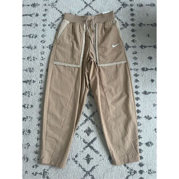 Nike Activewear Sherpa Lined Pocket Pants Womens Small Tan Drawstring Waist Casu - Picture 5 of 9